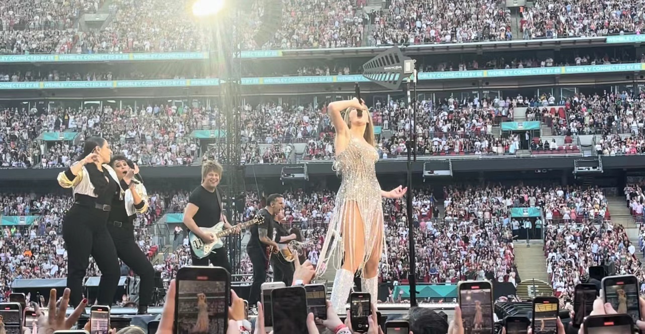 Still can’t believe I got to see Taylor Swift this close…